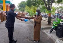 Manajemen RSUD Bulukumba Beri Hadiah Security yang Berkinerja Baik