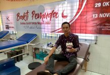 Memperingati Hari Pahlawan, Ketua Pemuda Bulukumba Donor Darah