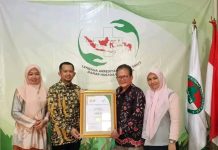 RSUD Sinjai Menerima Sertifikat Akreditasi dari LARS DHP