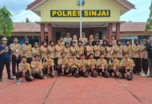 Kasat Binmas Polres Sinjai Pimpin Upacara Pelantikan Pramuka Saka Bhayangkara