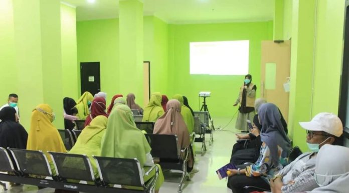 Dokter Spesialis THT-KL RSUD Sinjai Menyambut Momentum World Hearing Day dengan Mengadakan Penyuluhan Hearing For Make It A