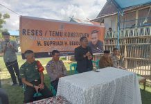 Reses Masa Sidang Ketiga, Anggota DPRD Bulukumba H.Supriadi S.Sos Temui Masyarakat di Pesisir Ela Ela