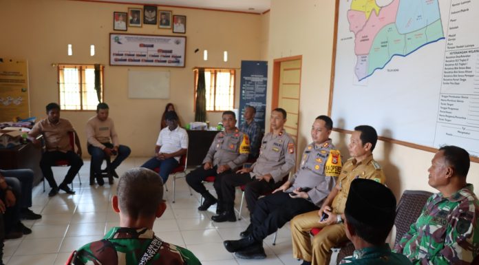 Sempat di Segel Warga, Kapolres Sinjai Pastikan Pelayanan Publik Dikantor Desa Pattongko Tetap Berjalan