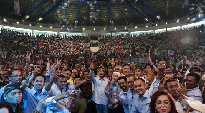 Reaksi Prabowo Lihat Dukungan Masyarakat untuknya di Sosmed Pasca Debat: Saya Terharu, Keluar Air Mata