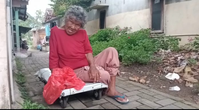 Nenek Emun dan Anak ODGJ Tinggal di Rumah Tak Layak Huni, Luput dari Perhatian Pemerintah Lebak