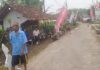 Pemuda dan Masyarakat Kampung Bueuk Lebak Gotong Royong Peringati Isra Mi’raj