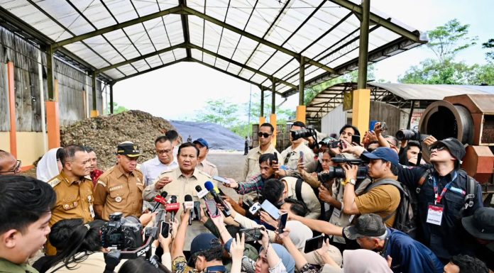 Presiden Prabowo Tinjau TPST BLE Banyumas, Apresiasi Model Pengelolaan Sampah Berbasis Ekonomi Sirkular