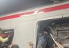 Kecelakaan KA di Stasiun Bekasi Timur: KRL Diseruduk KA Jarak Jauh Setelah Temperan dengan Mobil, Gerbong Hancur