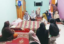 Bupati Sinjai Hj. Ratna Arif Melayat ke Rumah Duka Almarhum Puang Indo Lisu di Bakae Desa Saukang