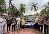 Bupati Sinjai Serahkan Mobil Samsat Keliling, Dorong Akses Mudah Pembayaran PKB