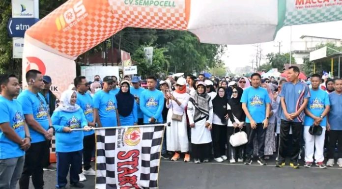 Semarak Sumpah Pemuda, Bupati Ratnawati Lepas Jalan Santai KNPI Sinjai di Sinjai Youth Fest 2026